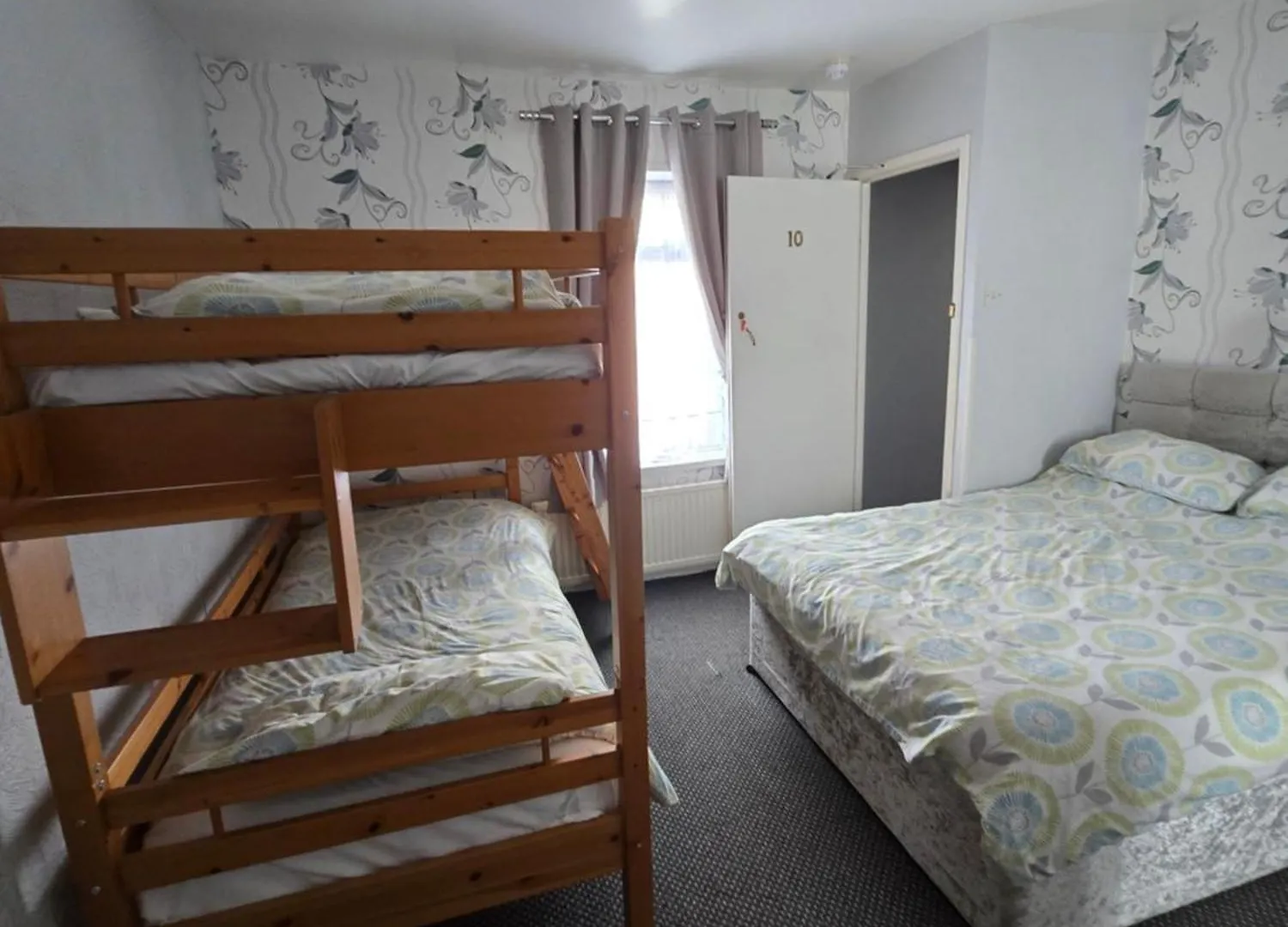 **  Tobermory Hotel Blackpool United Kingdom